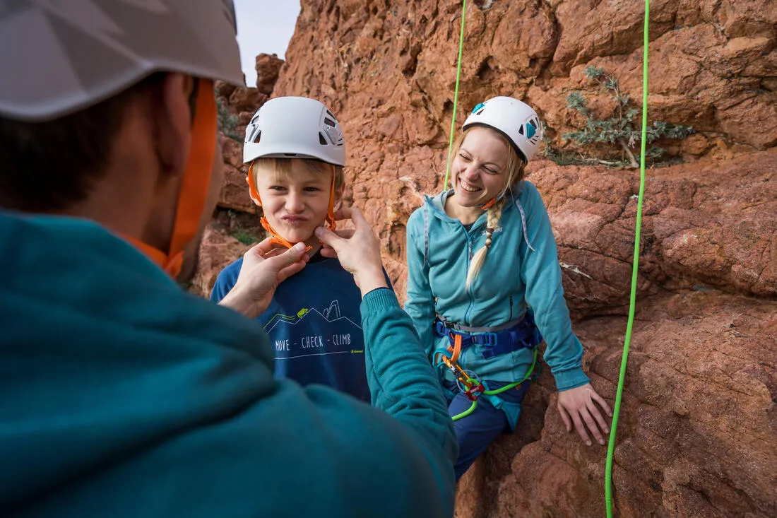 CLIMBING AND MOUNTAINEERING HELMET - ROCK