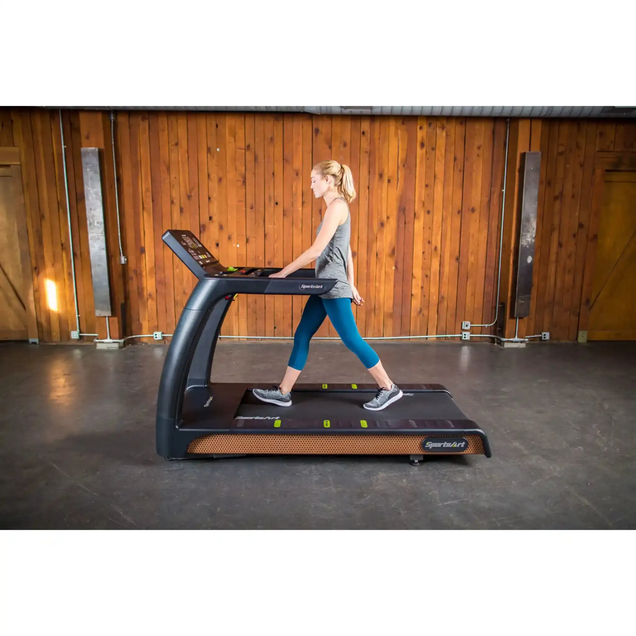 SportsArt T676 Status Eco-Natural Treadmill