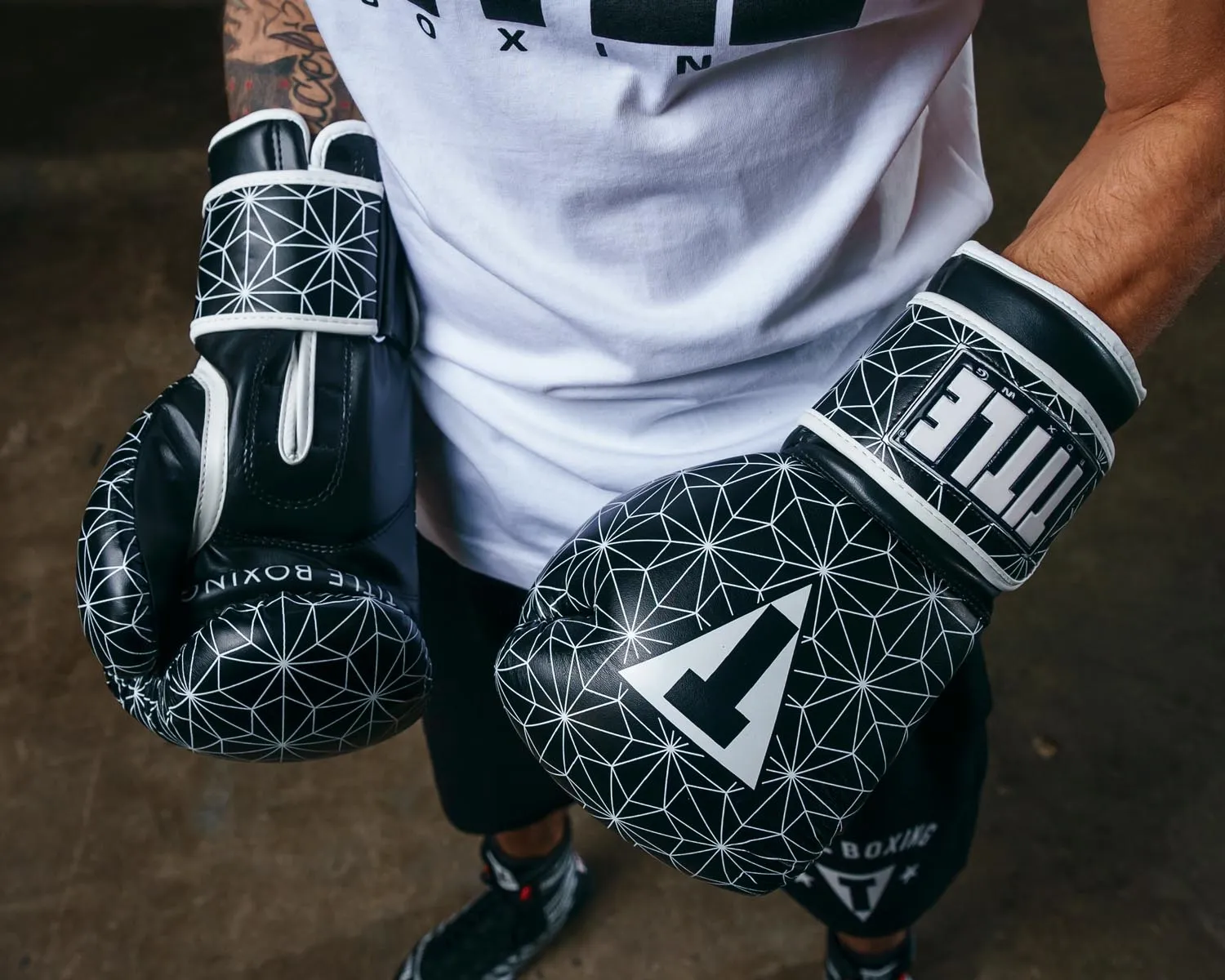 TITLE Boxing Spark Bag Gloves